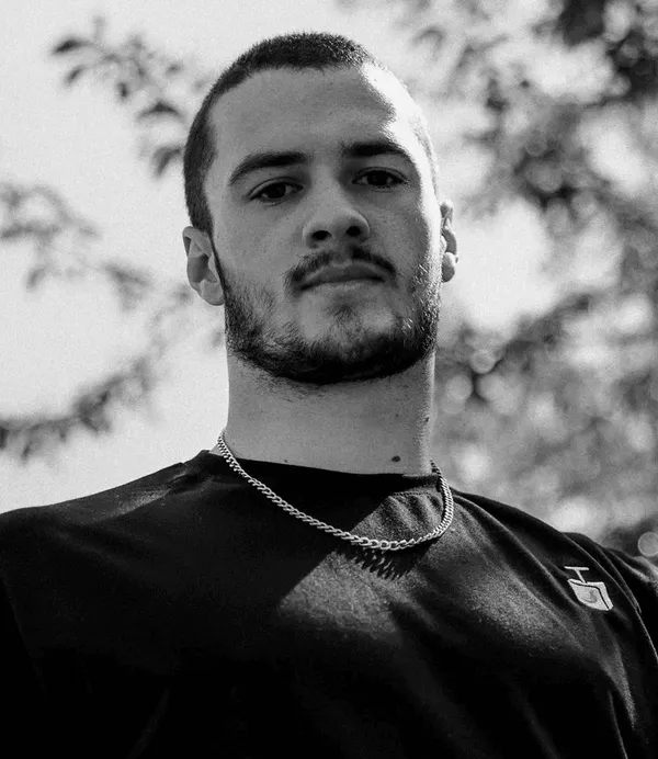 Orlando Devaux World Chase Tag parkour performer